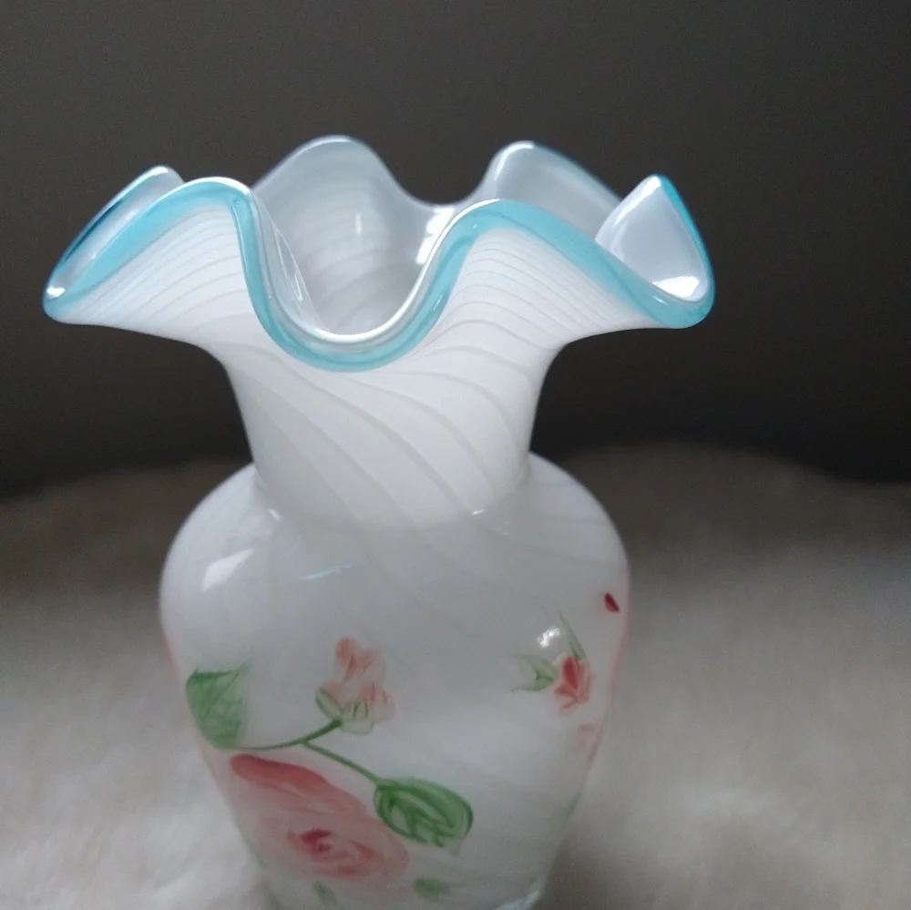 Vintage Fenton Aqua Crest‎ Vase White Swirl Glass Hand Painted Roses 6
